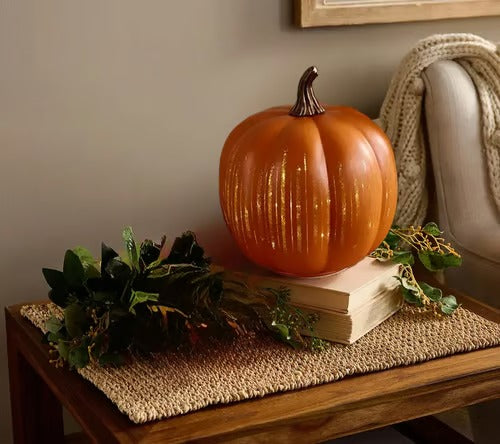 StarlitGlow – Illuminated Starry Night Pumpkins