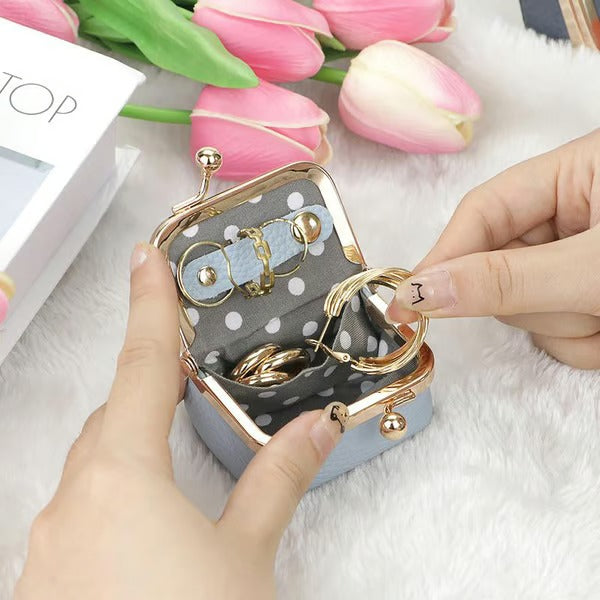 LuxeKeep – Compact PU Leather Jewelry Organizer Box