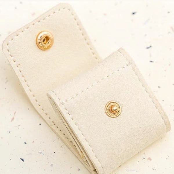 GleamNest – Compact Travel Jewelry Organizer