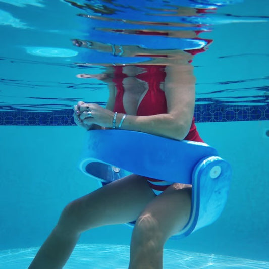 AquaLounge – Ultimate Foldable Recliner for Poolside Comfort