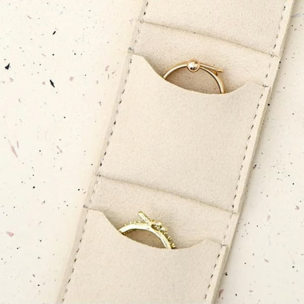 GleamNest – Compact Travel Jewelry Organizer