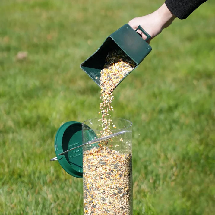 SquirrelBlocker – Smart Bird Feeder with Anti Theft Design