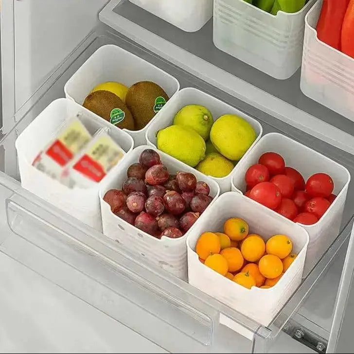 FridgeNest - Stackable Clear Food Boxes (4pcs)