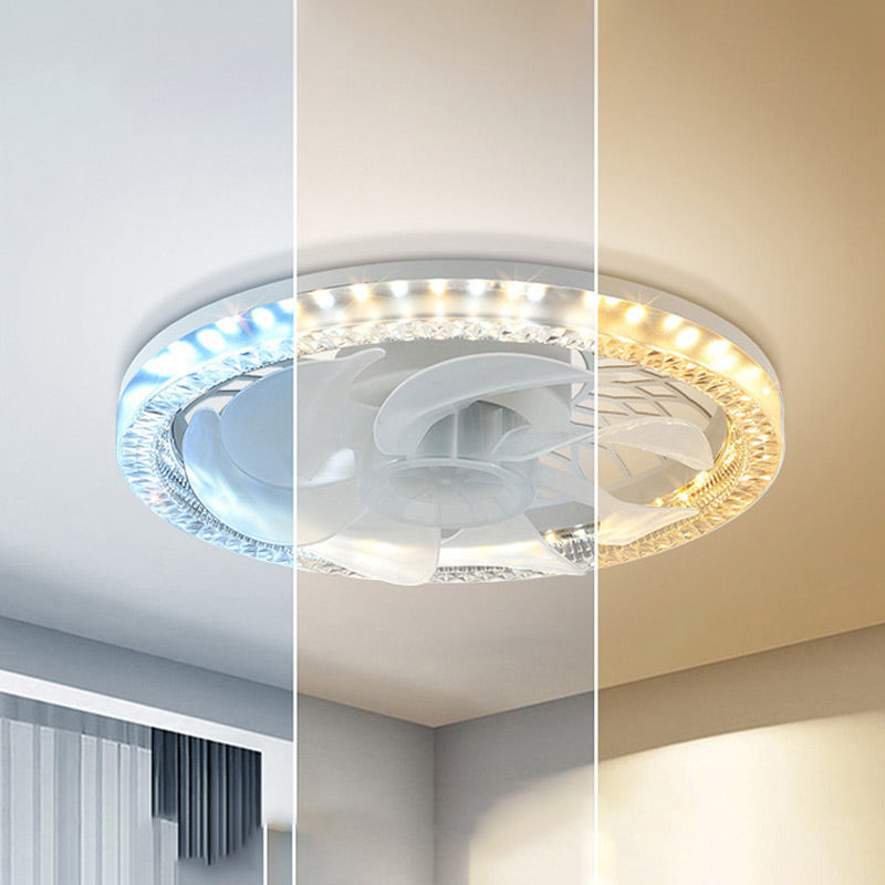 WhisperBreeze – Remote-Controlled Fan Light
