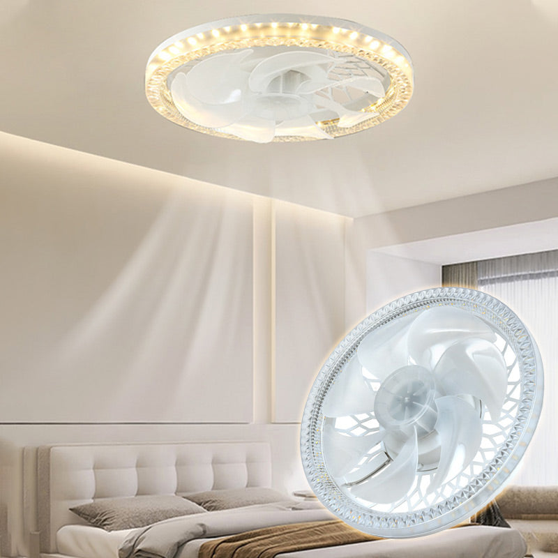 WhisperBreeze – Remote-Controlled Fan Light