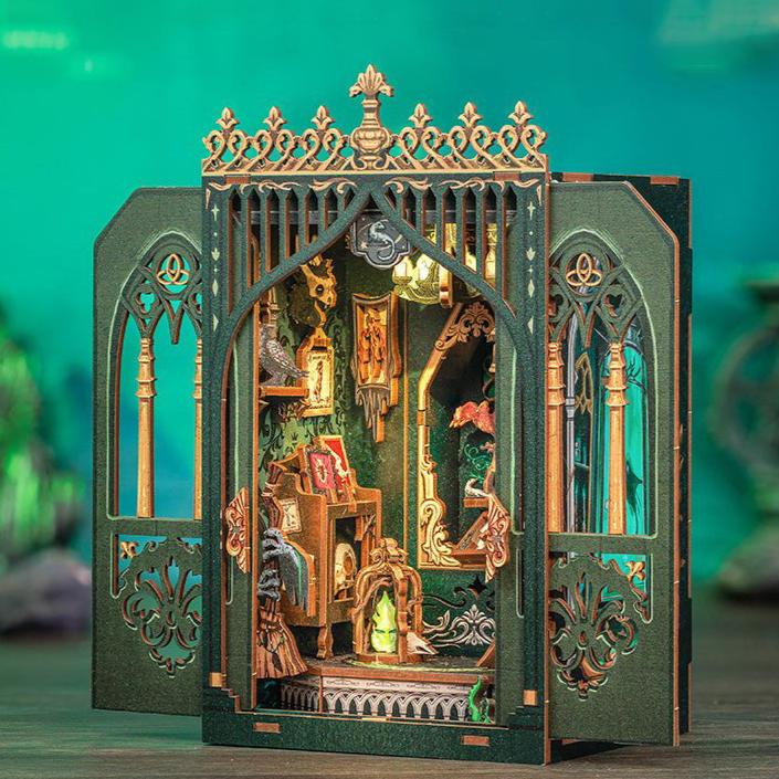 MystiNook – Enchanted Library Puzzle